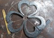 2-Forming-the-Clovers-2