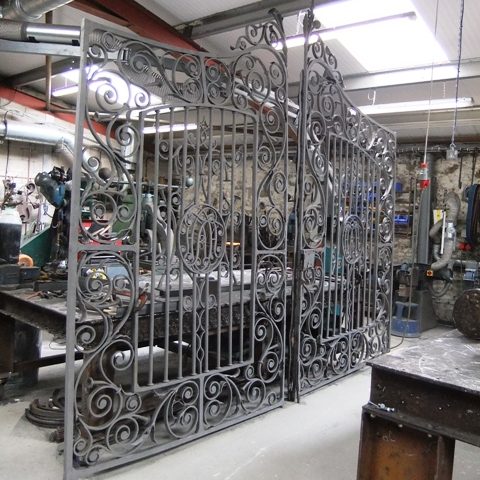 Restoration of the double entrance gates at Mapperton House, Dorset
