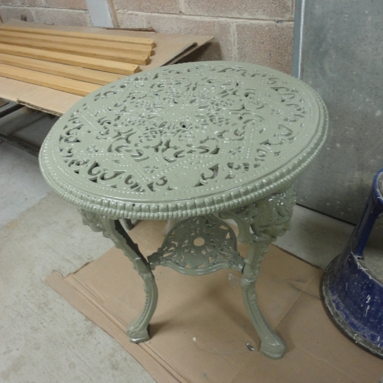 Cast iron garden table | Ironart of Bath