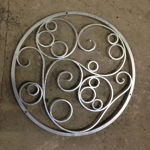 Decorative wrought iron well cover by Ironart of Bath